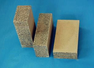 提高烧成镁砖性能的途径及国标（GB）