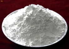 低钠煅烧氧化铝（Na2O：0.04%）原粉微粉